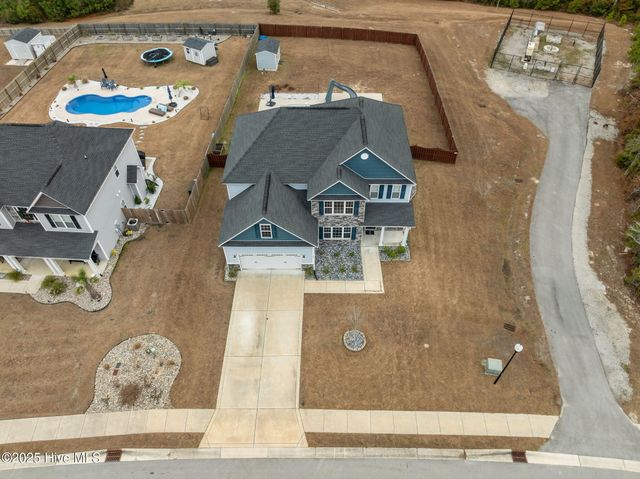 207 Knightheads Drive, Swansboro, NC 28584