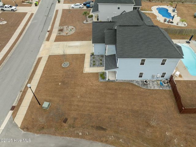 207 Knightheads Drive, Swansboro, NC 28584