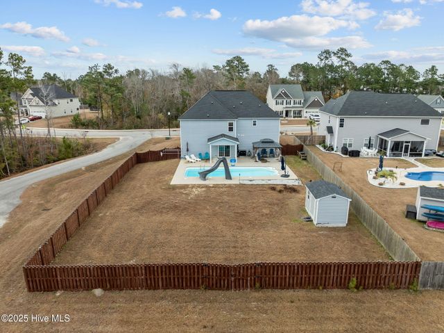 207 Knightheads Drive, Swansboro, NC 28584