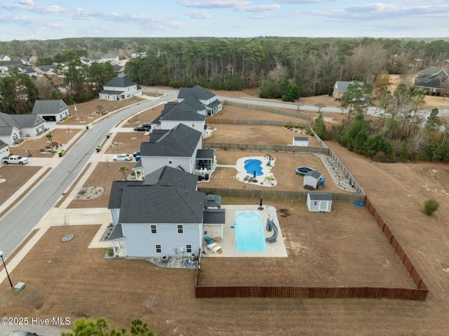 207 Knightheads Drive, Swansboro, NC 28584