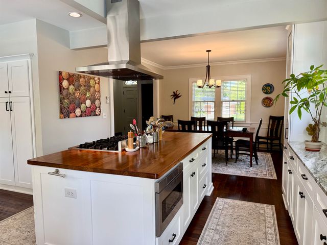 654 First Street, Owosso, MI 48867