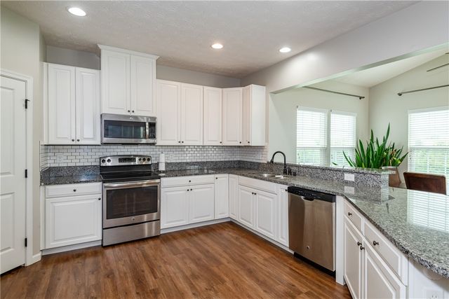 2838 Ridge View Court, Beavercreek Twp, OH 45385