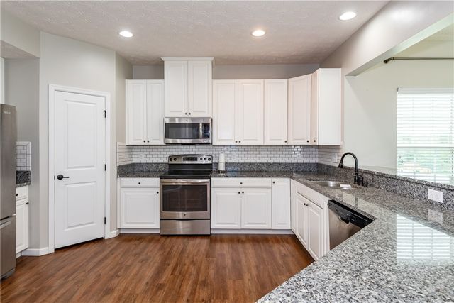 2838 Ridge View Court, Beavercreek Twp, OH 45385