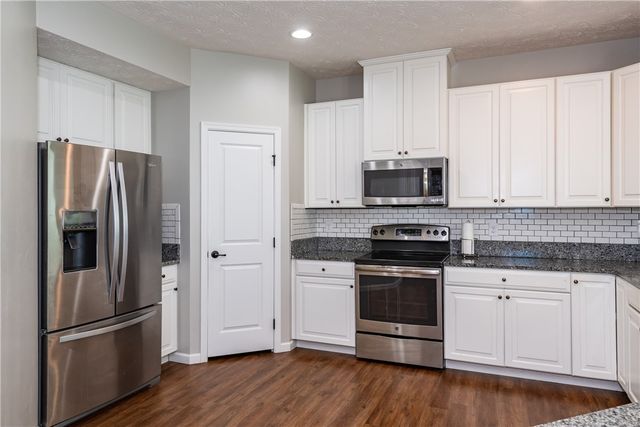 2838 Ridge View Court, Beavercreek Twp, OH 45385