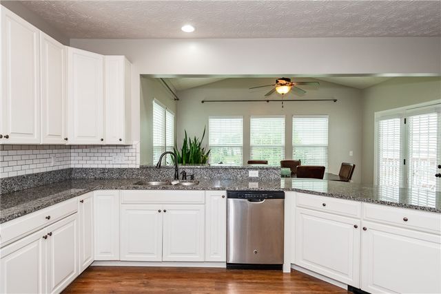 2838 Ridge View Court, Beavercreek Twp, OH 45385