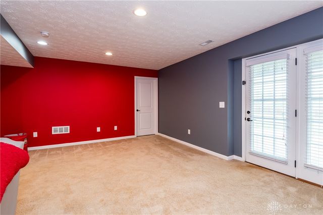 2838 Ridge View Court, Beavercreek Twp, OH 45385