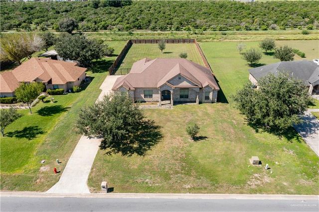 917 Beddoes Road, La Feria, TX 78559
