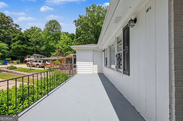 111 Leathers Circle NW, Atlanta, GA 30314