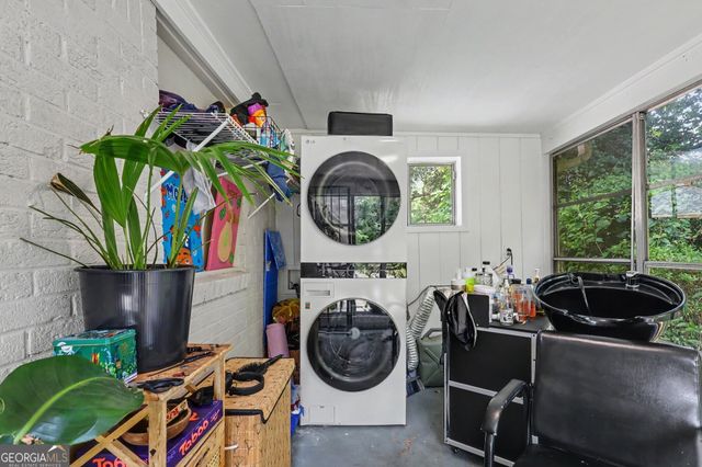 111 Leathers Circle NW, Atlanta, GA 30314