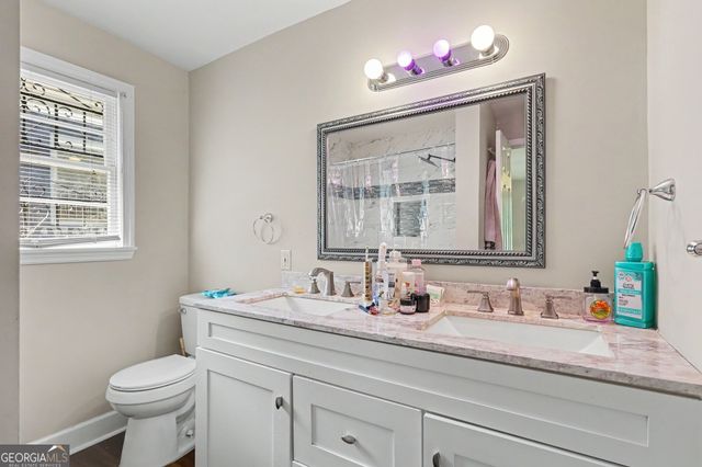 111 Leathers Circle NW, Atlanta, GA 30314