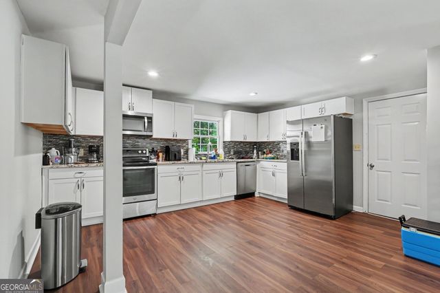 111 Leathers Circle NW, Atlanta, GA 30314