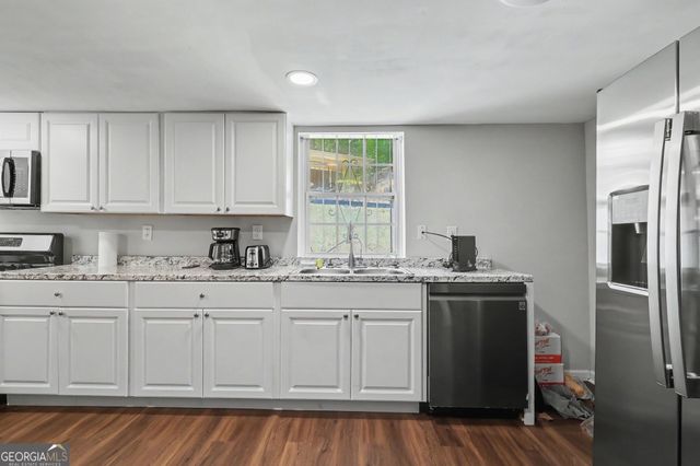 111 Leathers Circle NW, Atlanta, GA 30314