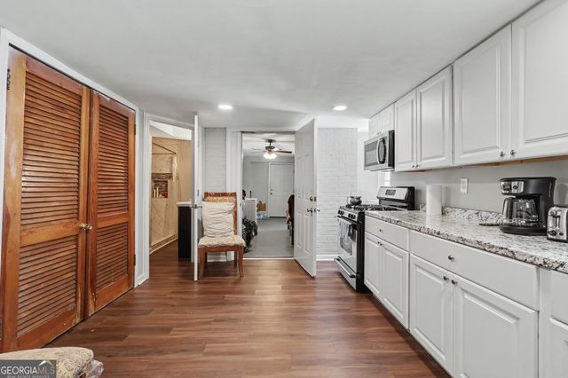 111 Leathers Circle NW, Atlanta, GA 30314