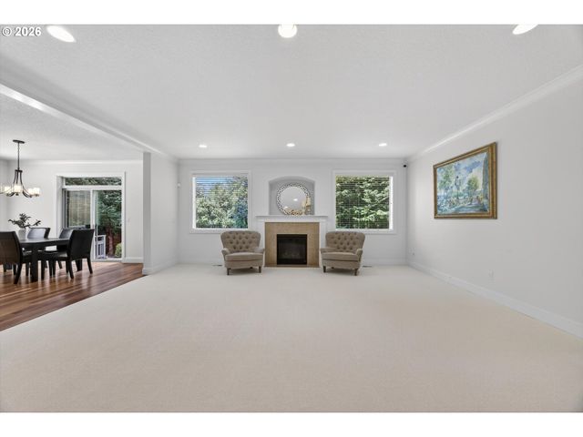 12615 Sw 21ST Ct, Lake Oswego, OR 97035