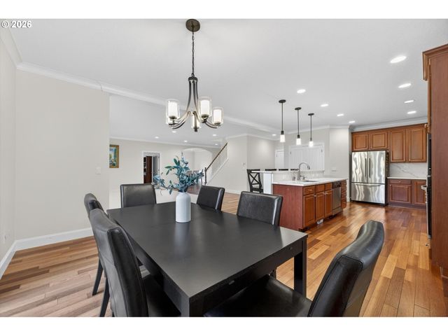 12615 Sw 21ST Ct, Lake Oswego, OR 97035