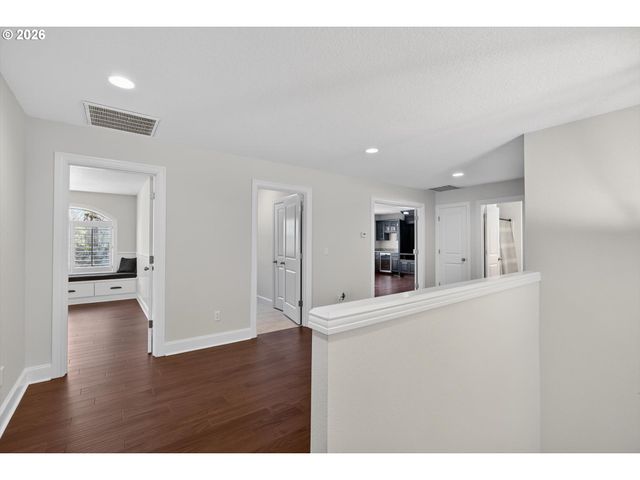 12615 Sw 21ST Ct, Lake Oswego, OR 97035