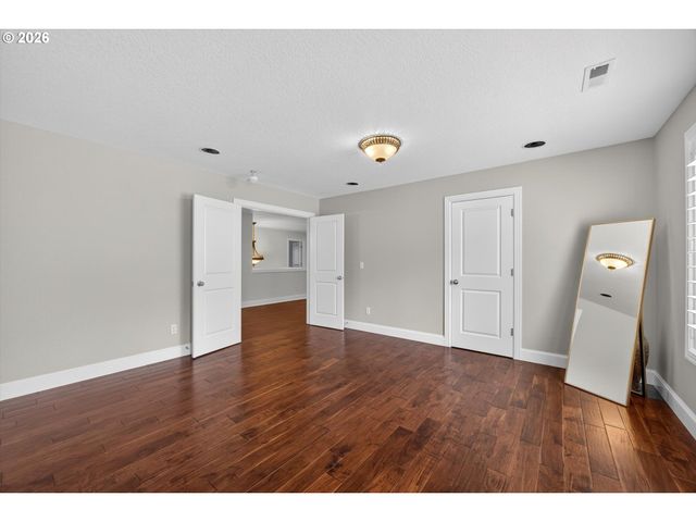 12615 Sw 21ST Ct, Lake Oswego, OR 97035