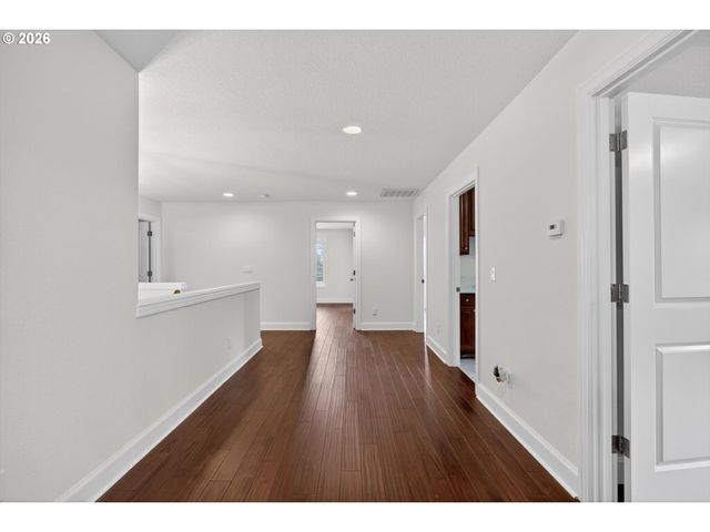 12615 Sw 21ST Ct, Lake Oswego, OR 97035