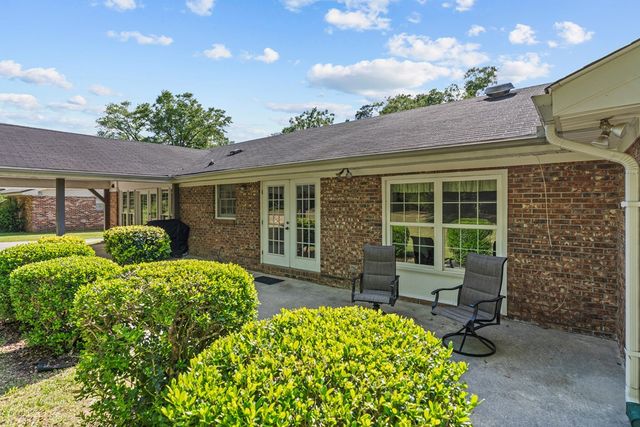 1317 Cambridge Rd, Dothan, AL 36305