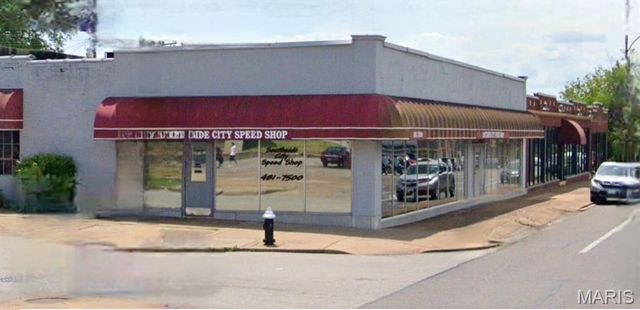 5616 Gravois Avenue, St Louis, MO 63116