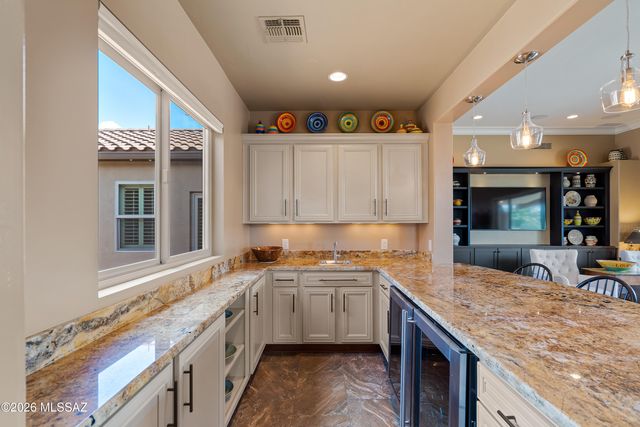 31739 S Misty Basin Road, Oracle, AZ 85623