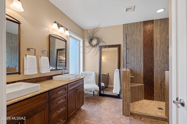 31739 S Misty Basin Road, Oracle, AZ 85623