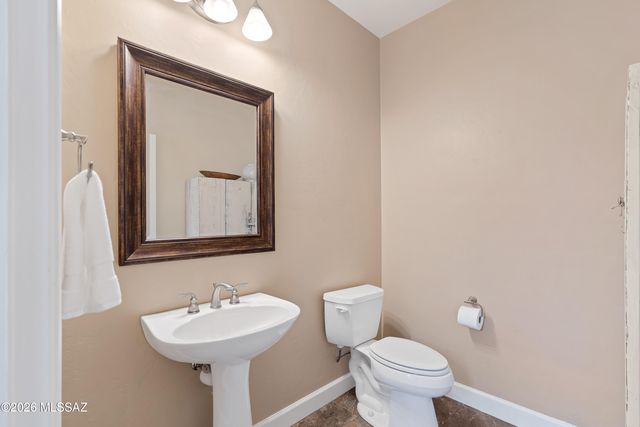 31739 S Misty Basin Road, Oracle, AZ 85623