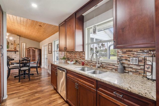 1330 LAKE MILLS ROAD, Chuluota, FL 32766