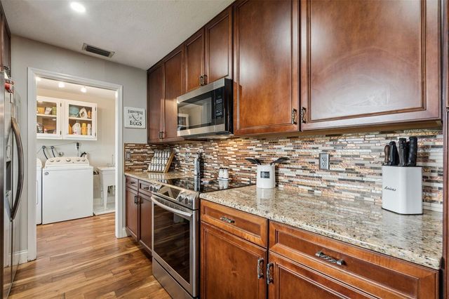 1330 LAKE MILLS ROAD, Chuluota, FL 32766