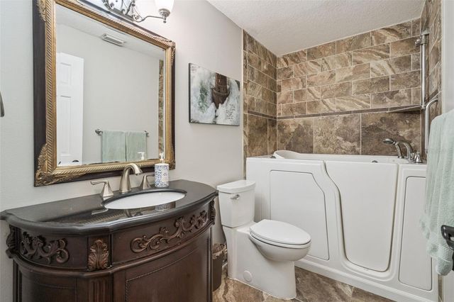 1330 LAKE MILLS ROAD, Chuluota, FL 32766