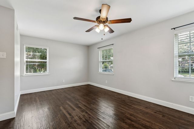 519 Royal Crest Drive, Richardson, TX 75081