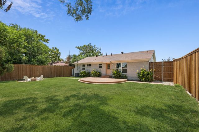 519 Royal Crest Drive, Richardson, TX 75081