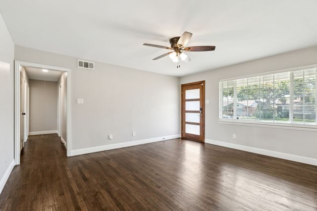 519 Royal Crest Drive, Richardson, TX 75081