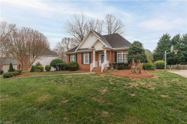 5250 Meadowlark Glen Lane, Winston-salem, NC 27106