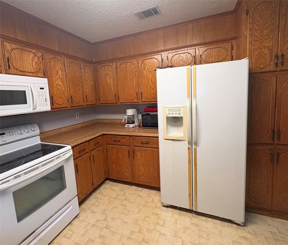 896 County Road 4713, Sulphur Springs, TX 75482