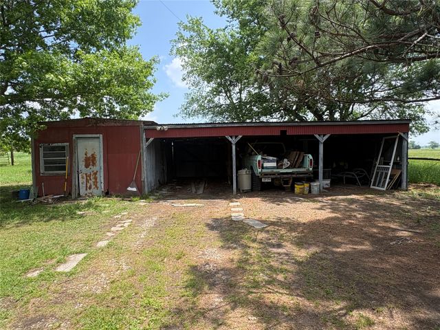 896 County Road 4713, Sulphur Springs, TX 75482