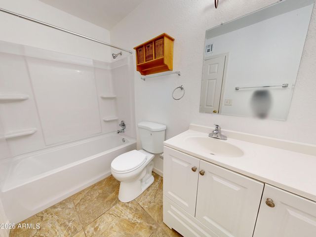 2629 W OCOTILLO Road 2, Phoenix, AZ 85017