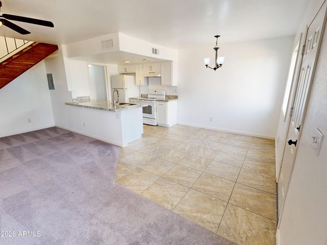 2629 W OCOTILLO Road 2, Phoenix, AZ 85017