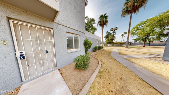 2629 W OCOTILLO Road 2, Phoenix, AZ 85017