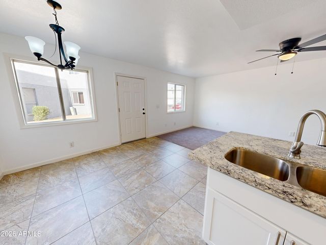 2629 W OCOTILLO Road 2, Phoenix, AZ 85017