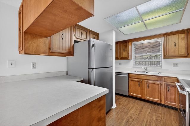 110 N TREMAIN STREET 105, Mount Dora, FL 32757