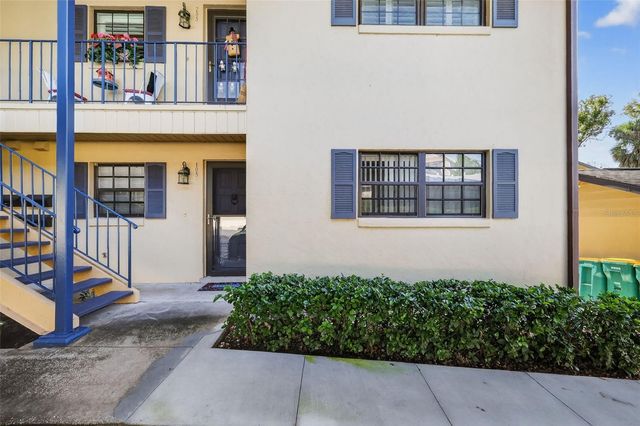 110 N TREMAIN STREET 105, Mount Dora, FL 32757