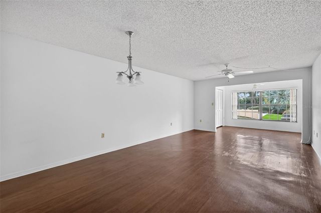 110 N TREMAIN STREET 105, Mount Dora, FL 32757