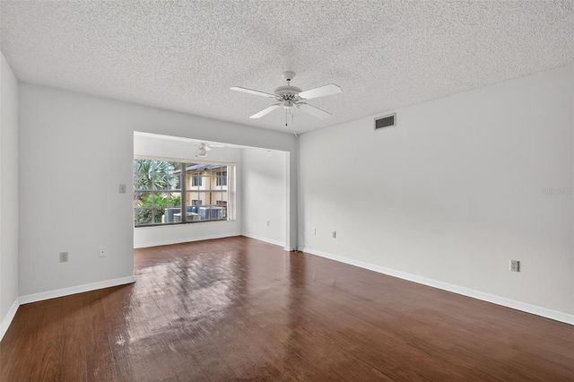 110 N TREMAIN STREET 105, Mount Dora, FL 32757