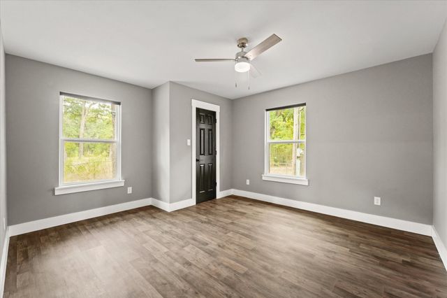 310 Eagle Drive, Gun Barrel City, TX 75156
