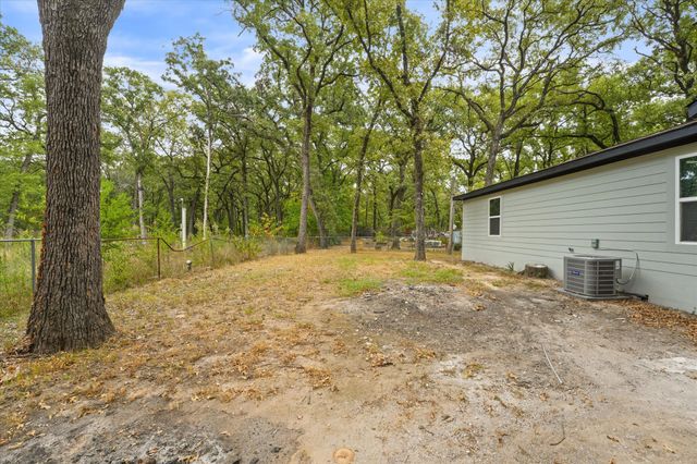310 Eagle Drive, Gun Barrel City, TX 75156