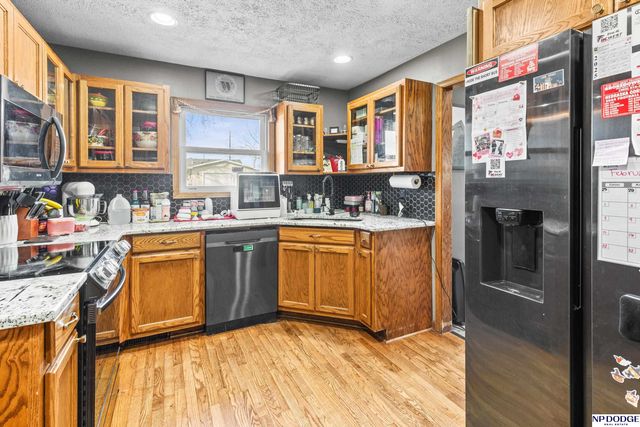 801 S East Street, Valley, NE 68064