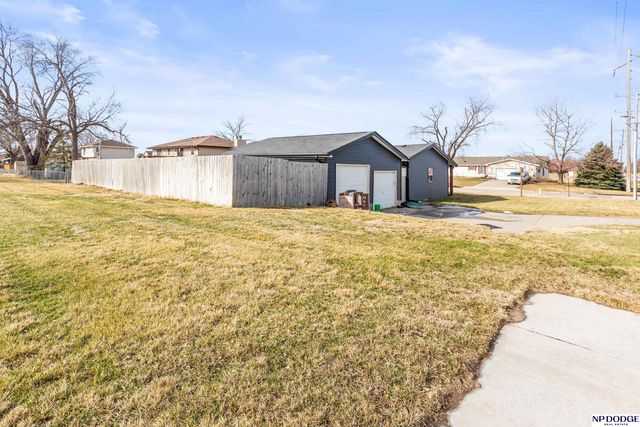 801 S East Street, Valley, NE 68064