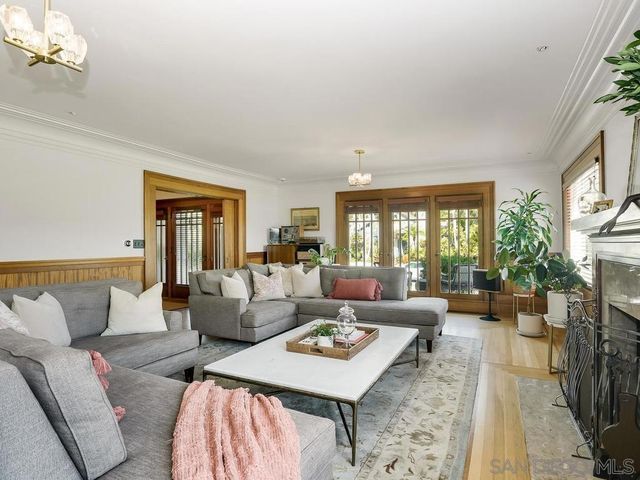3226 Brant St, San Diego, CA 92103