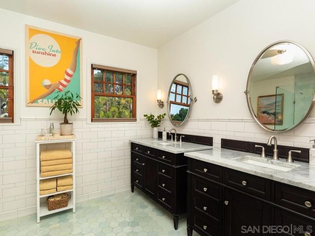 3226 Brant St, San Diego, CA 92103